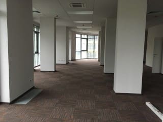 Офисное помещение 1000 кв.м. в бизнес-центре Поклонка Плейс